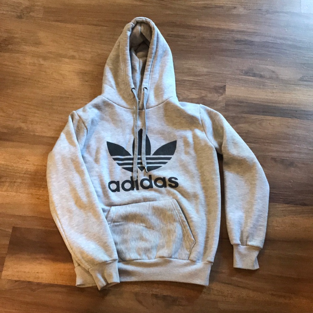 Adidas Sweatshirt